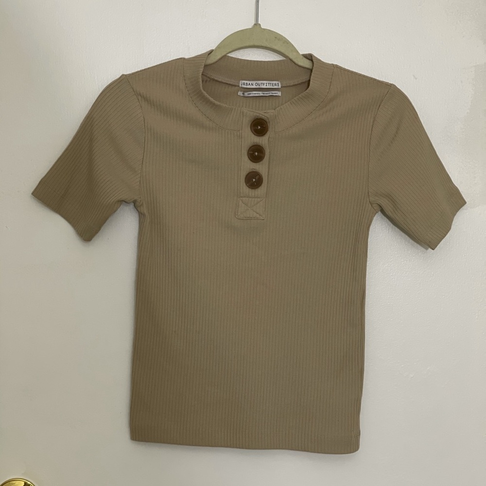 UO Rina Ribbed Knit Button-Down Tee - Picture 2 of 8